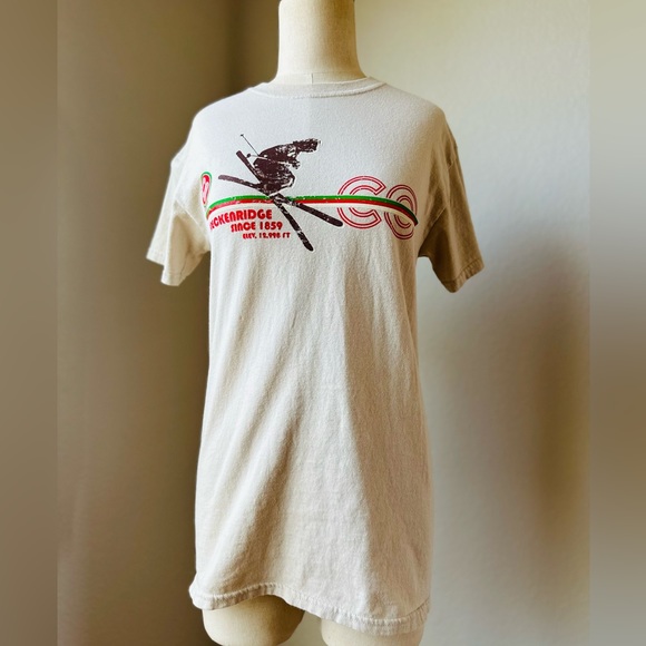 SOLD in bundle Vintage Breckenridge Ski Tee - Picture 3 of 7